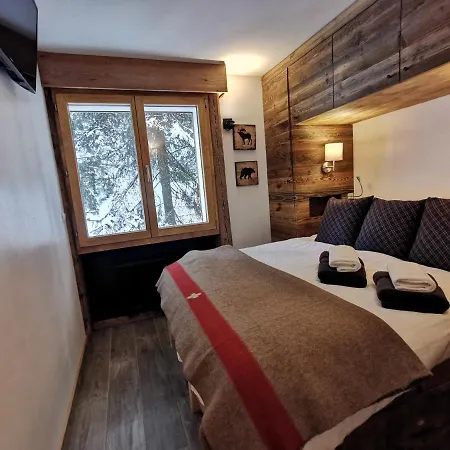 Medran + Private Sauna Lägenhet *