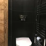 Medran + Private Sauna アパート